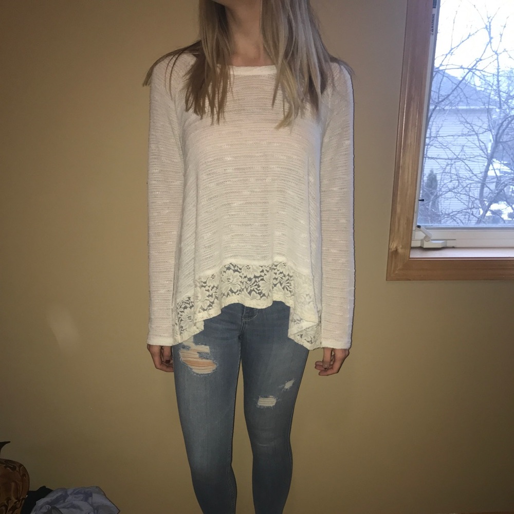 MERONA SWEATER WITH LACE DETAILING